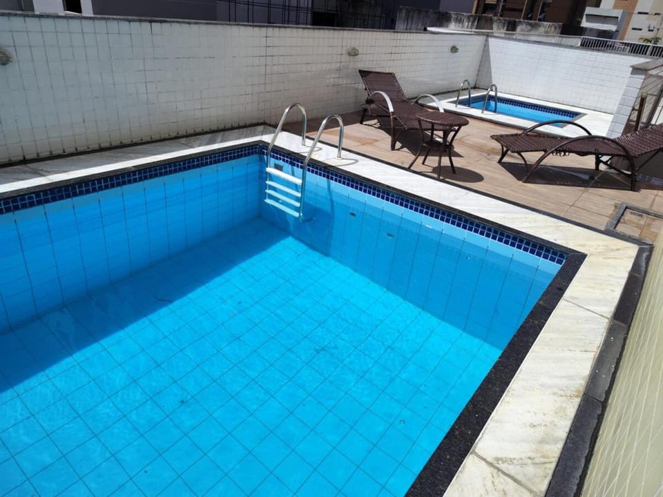 Pool view, Swimming pool, sunbed