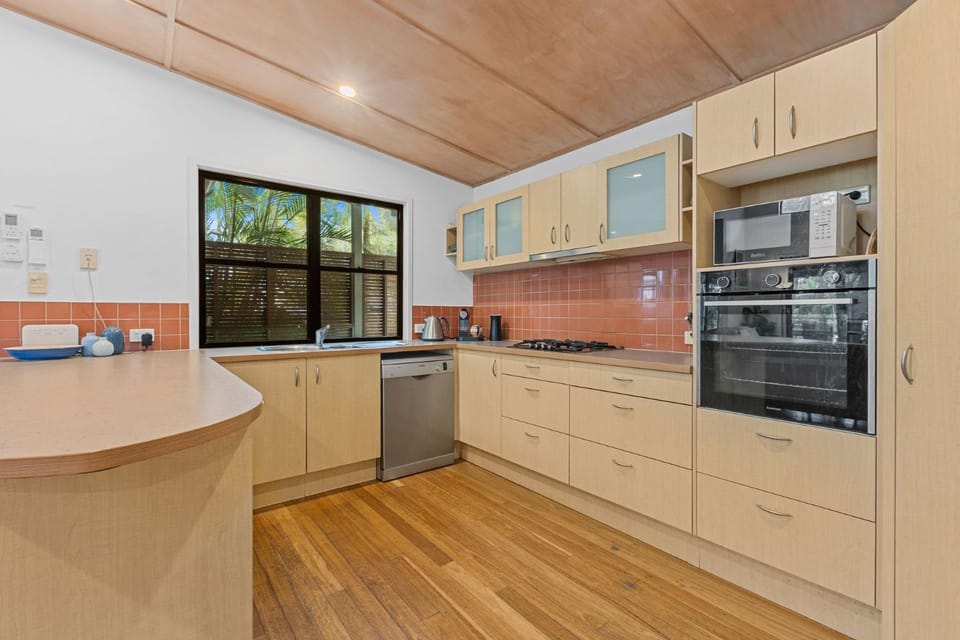 12 Naiad Court - Rainbow Shores House in Rainbow Beach
