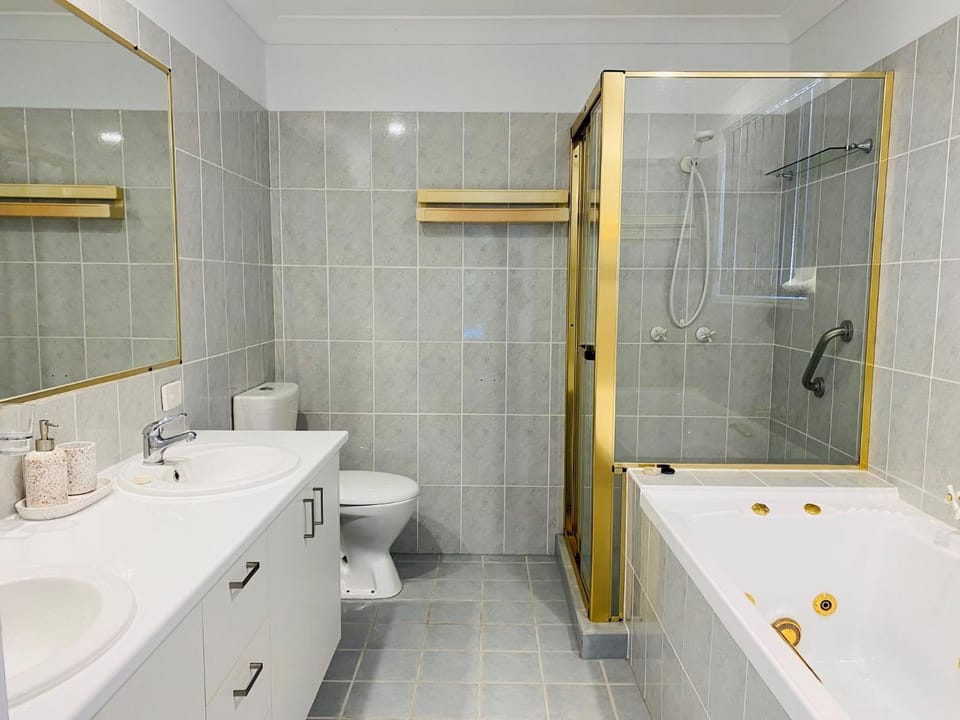 29 Satinwood Drive - Rainbow Shores. Pets. Pool. Wifi House in Rainbow Beach