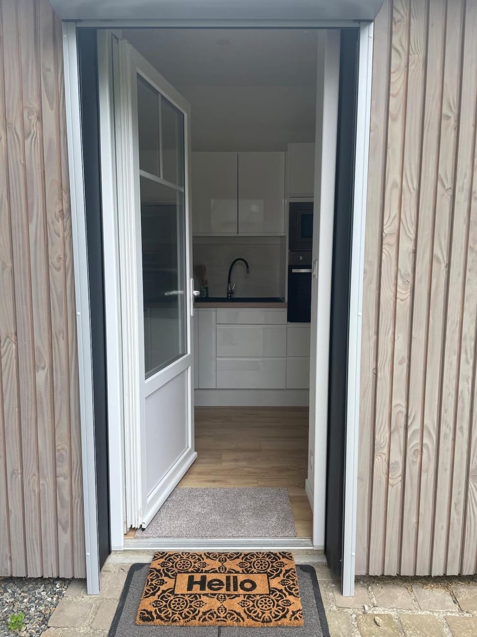 Small Cocoon Studio For 2 Pink Granite Coast Apartment in Lannion