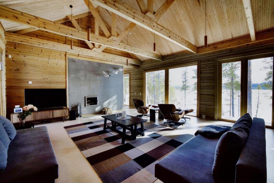 TV and multimedia, Living room, Seating area, Evening entertainment