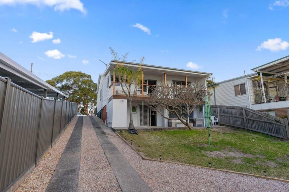 Woy Woy Waterfront Haven Private Jetty House in Central Coast
