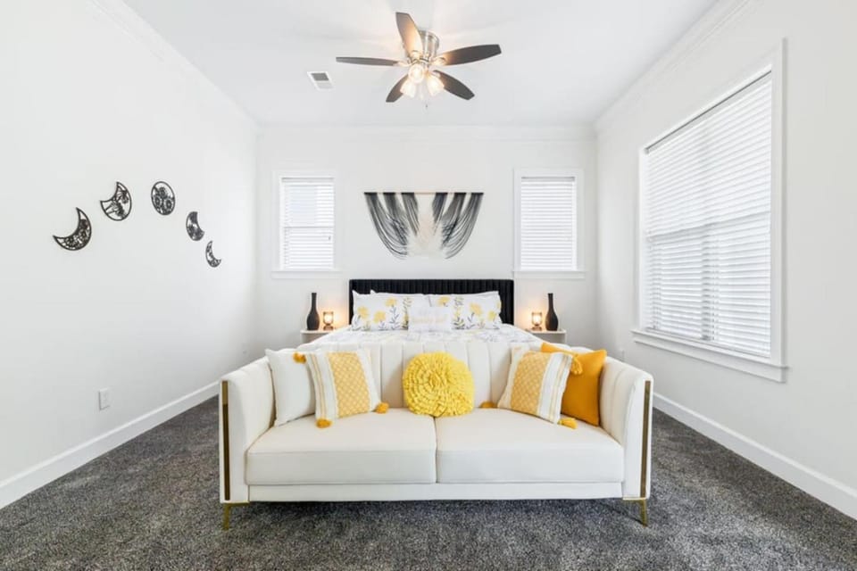 Bed, Bedroom