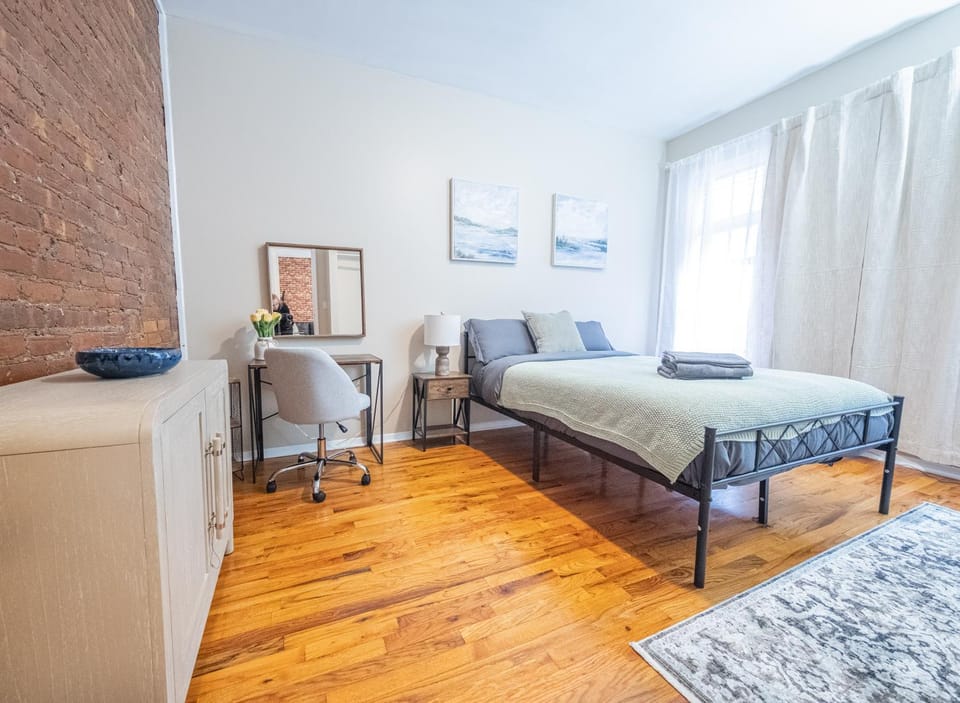 Spacious 3BR Near Columbia Uni & Riverside Park Apartment in Harlem