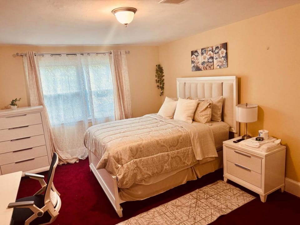 Riverdale Retreat Spacious 4BR DC Access House in Riverdale Park