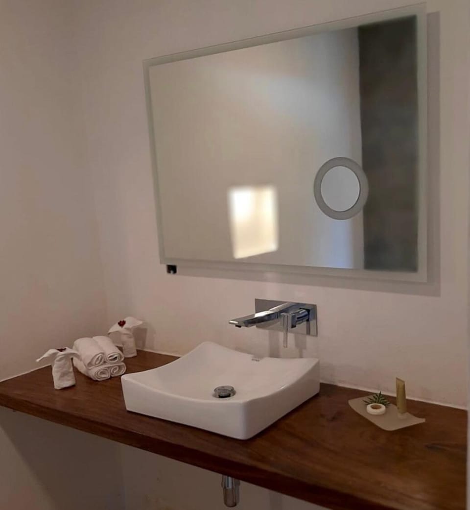 Luxury Villa Ceibo - Exquisite, Serene with Starlink Villa in Alajuela Province