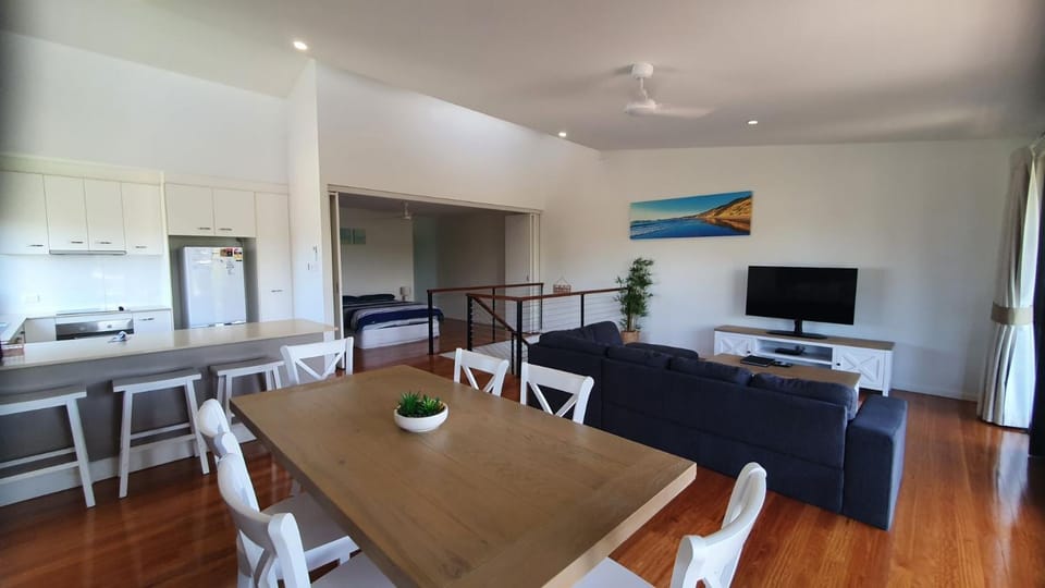 Rainbow Surf 1 - Rainbow Beach Apartment in Rainbow Beach