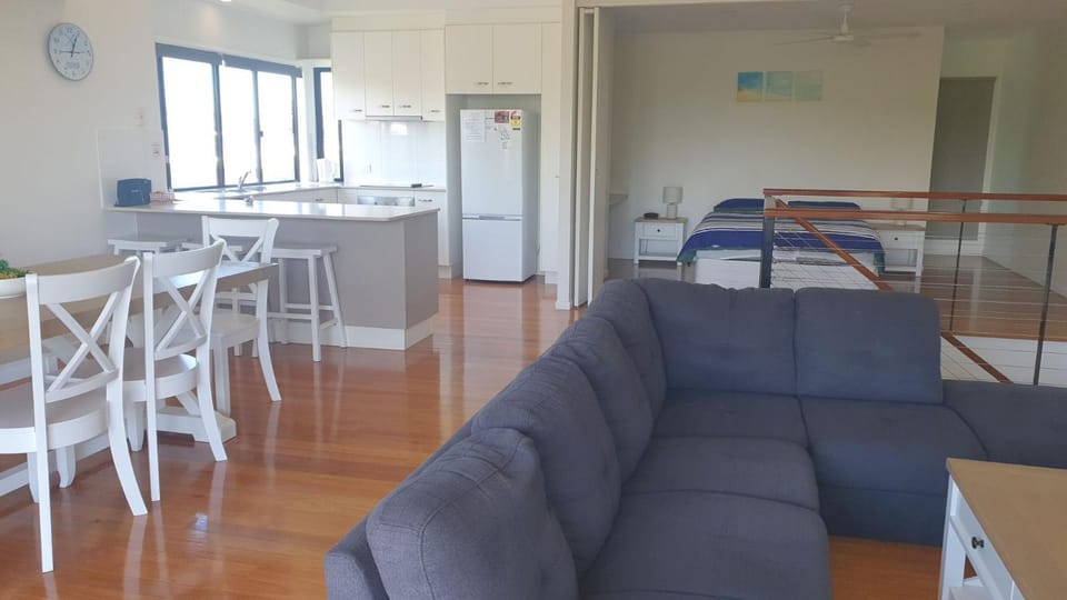 Rainbow Surf 1 - Rainbow Beach Apartment in Rainbow Beach