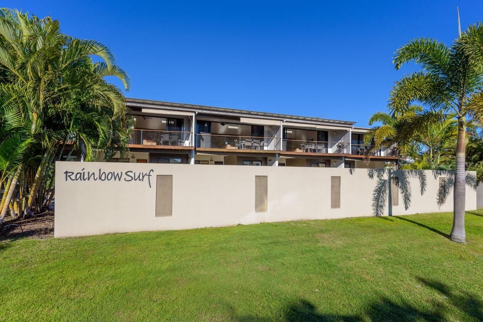 Rainbow Surf 4 - Rainbow Beach. Close to beach Apartment in Rainbow Beach