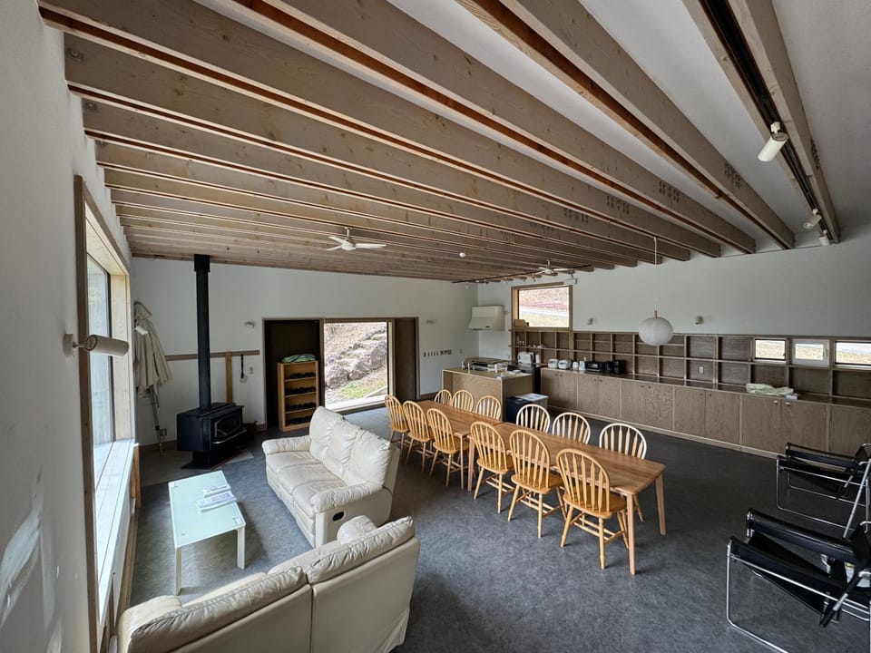 Cabin F Lake Saiko 1 min Mt Fuji Lakeview Villa Sleeps 10 BBQ Jacuzzi Cabin in Shizuoka Prefecture