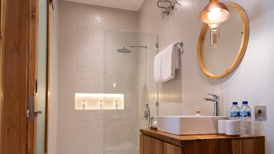 Shower, Bathroom, towels