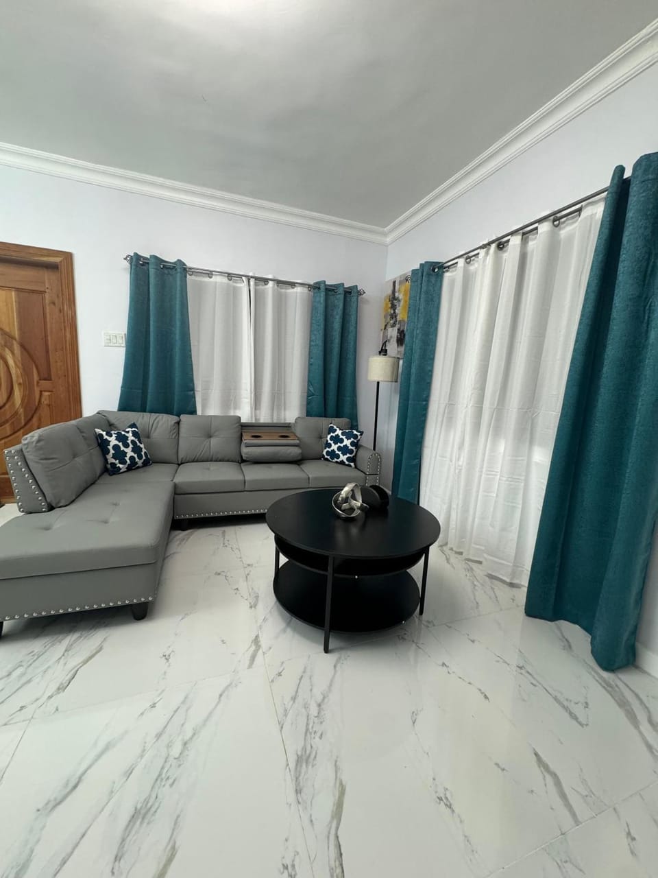 Living room, Photo of the whole room, Seating area