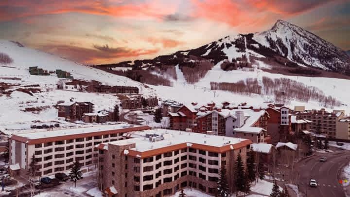 Property building, Bird's eye view, Winter, Mountain view