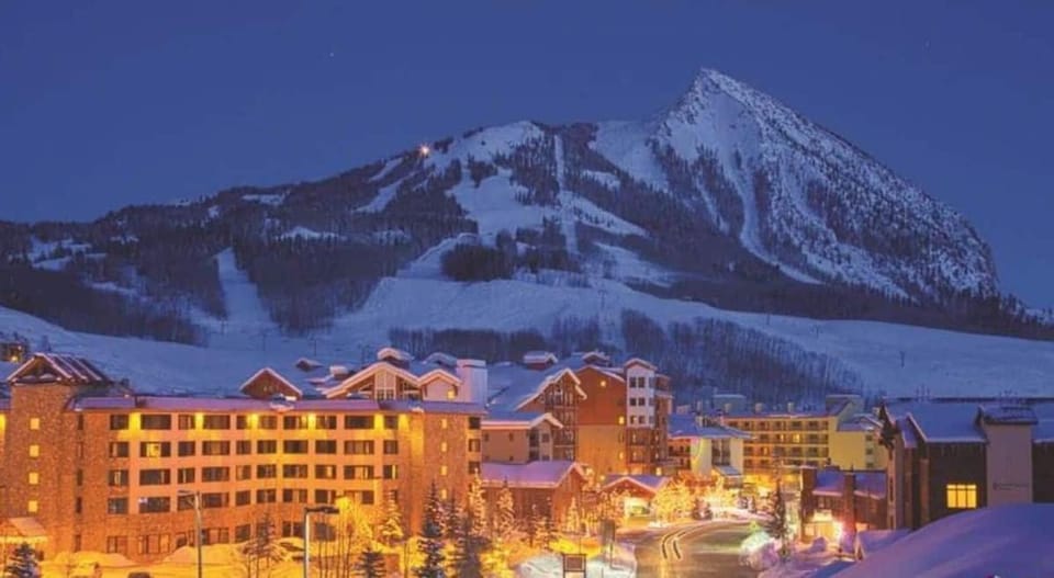 Property building, Night, Winter, Mountain view, Location