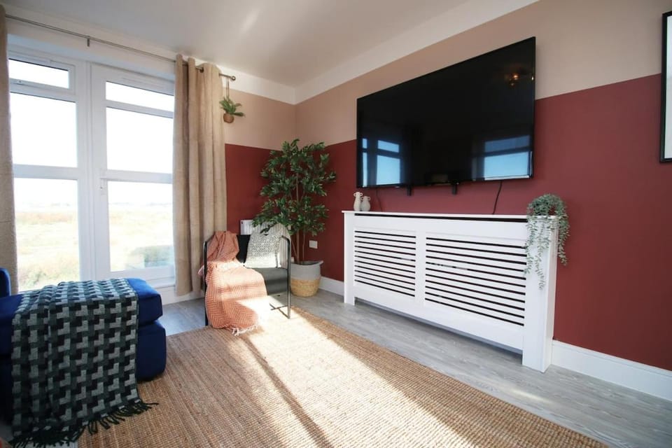 TV and multimedia, Living room, Seating area, internet
