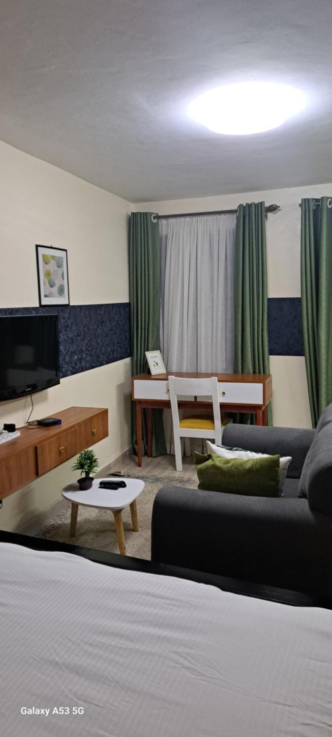 TV and multimedia, Photo of the whole room