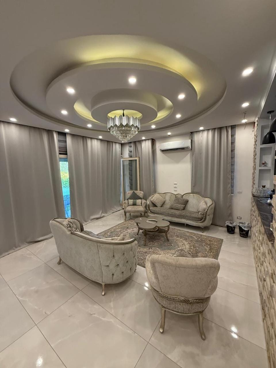 فيلا مع حمام سباحه وجاردن 0306-888-0106 Villa in New Cairo City