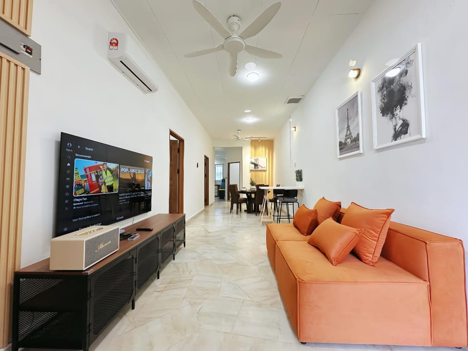 Living room, air conditioner