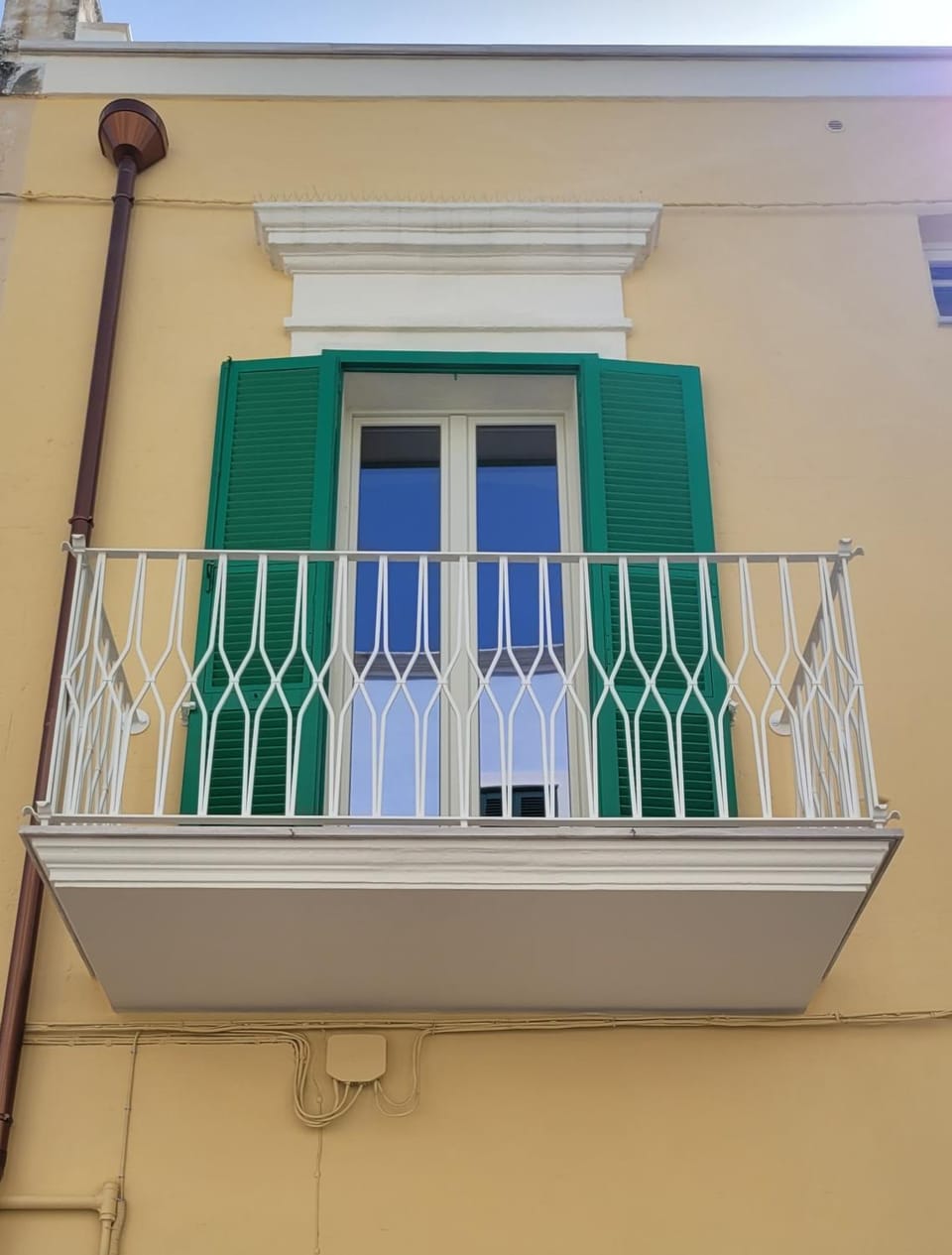 Property building, Balcony/Terrace, Balcony/Terrace