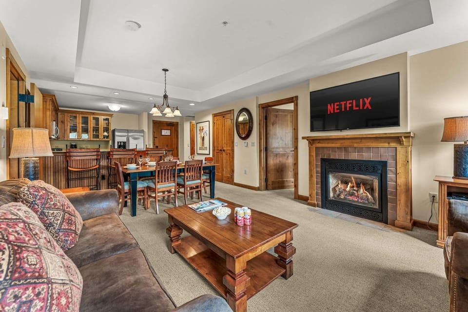 TV and multimedia, Seating area