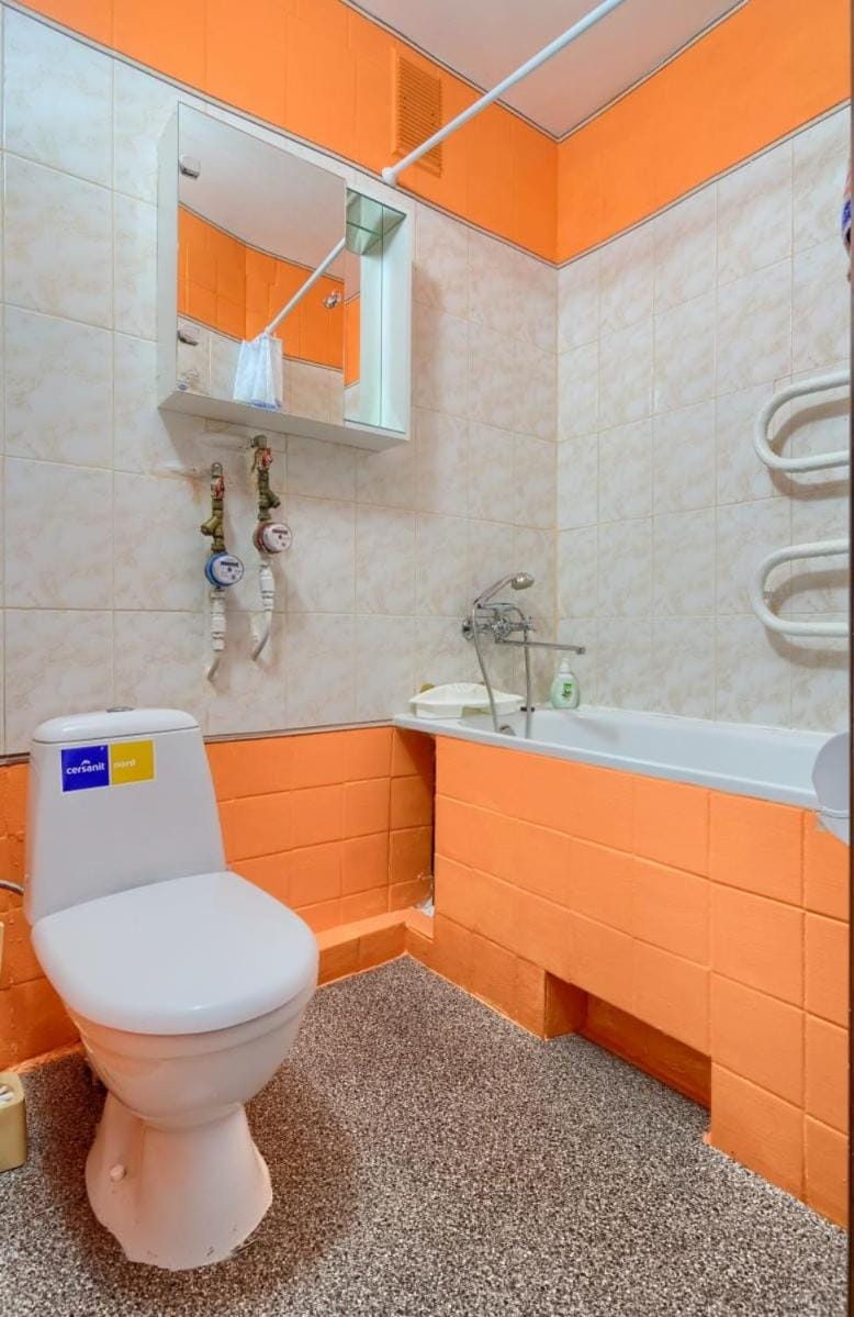 Shower, Toilet, Bathroom
