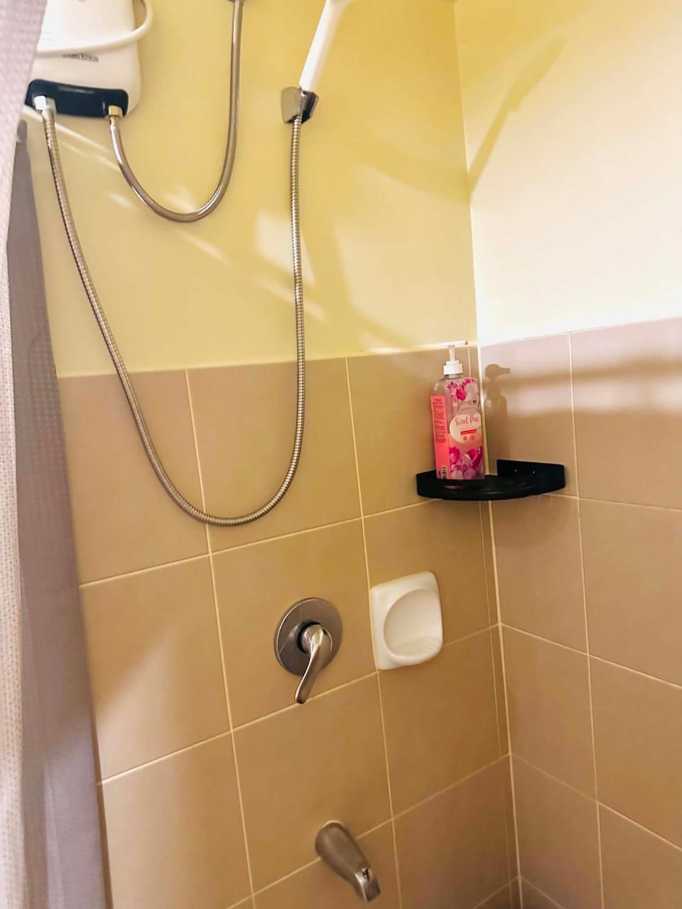 Tower 4 Apartment in Lapu-Lapu City