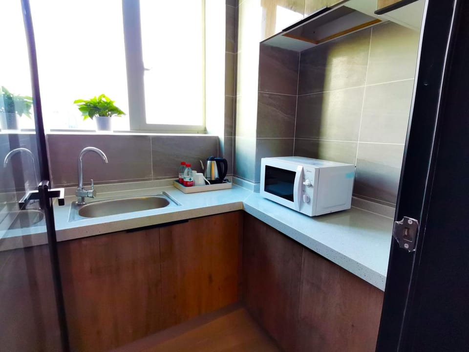 Coffee/tea facilities, Kitchen or kitchenette