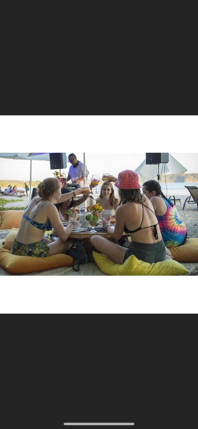 LA DOLCE VITA - on the Beach - Samara Bed and Breakfast in Samara