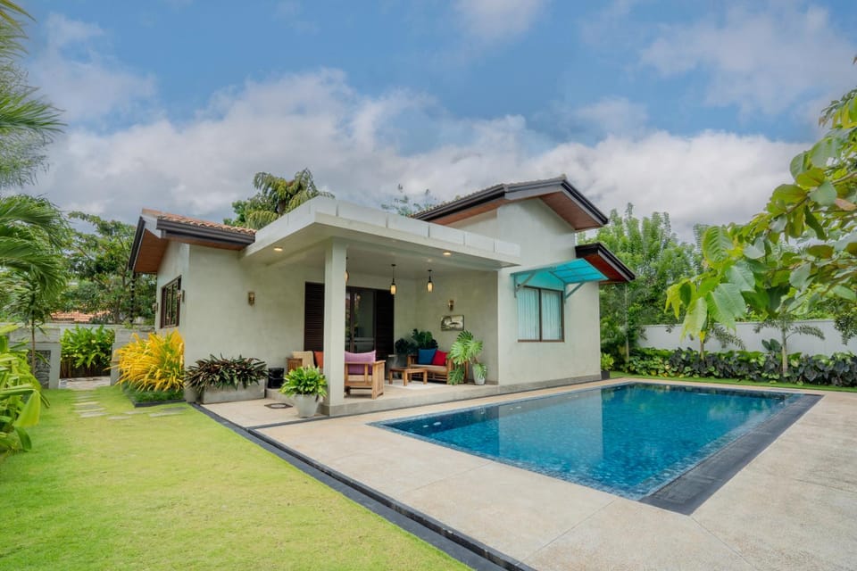 Property building, Swimming pool