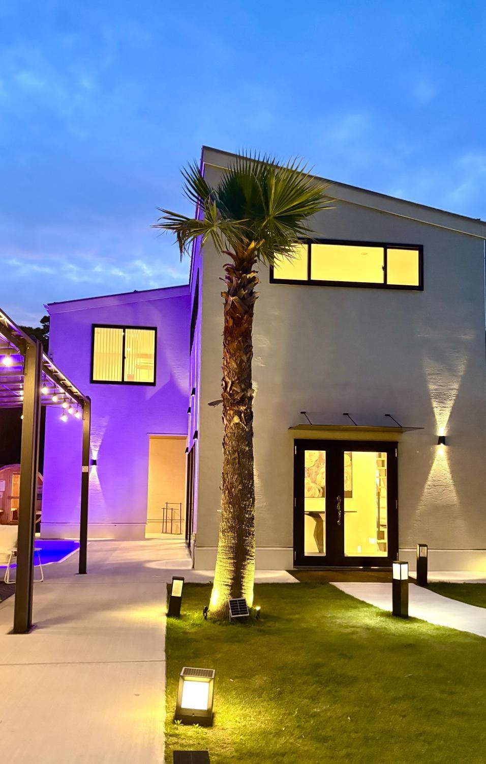 Sunshine pool villa 2新築ラグジュアリーリゾートヴィラ天然芝プールゴルフサウナ完備 Villa in Chiba Prefecture