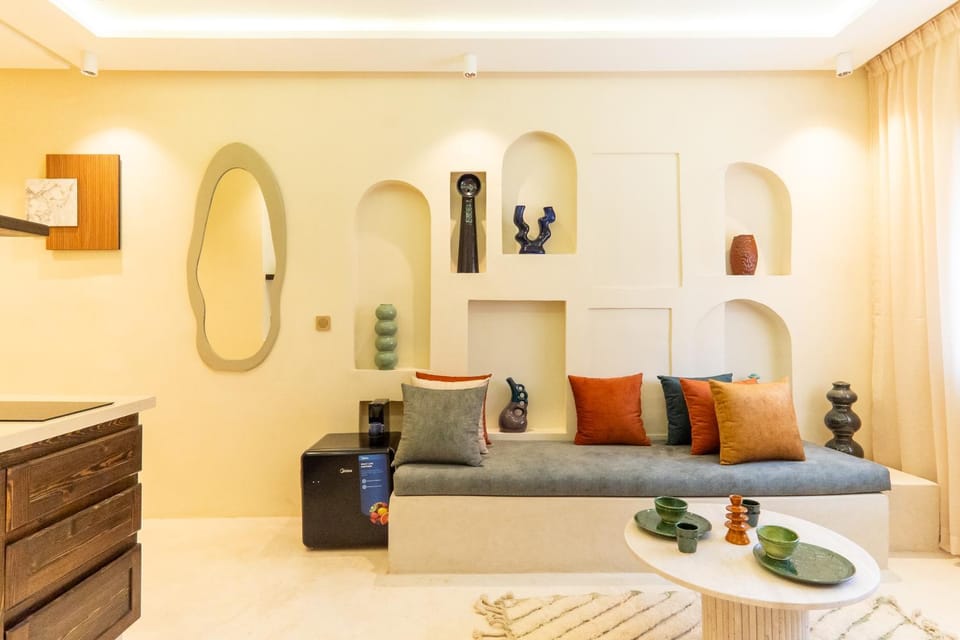 Living room, Seating area