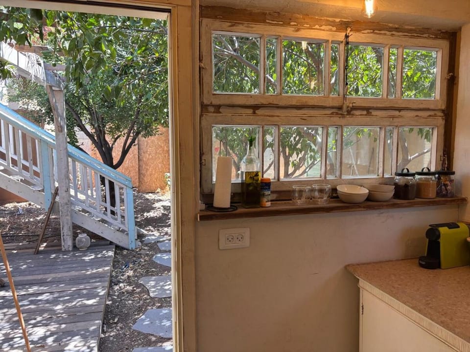 בקתת הבוסתן House in North District