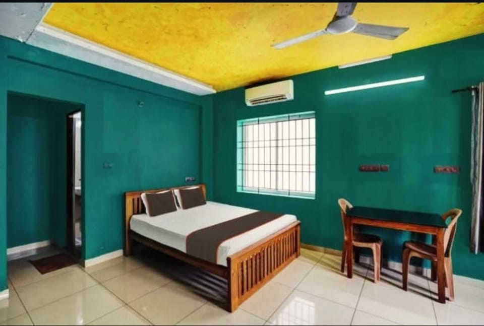 White Clouds Inn Hotel in Kochi