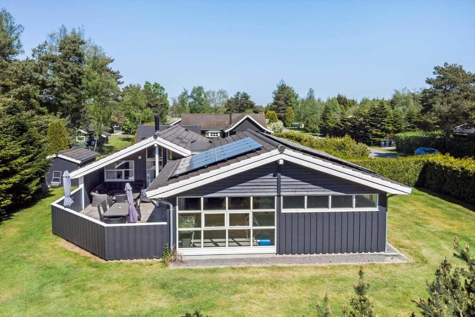 M12018-Vaeggerlose-Baeverstien-11 House in Væggerløse