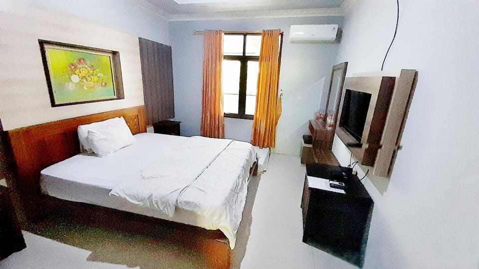 Communal lounge/ TV room, Bed, TV and multimedia, Photo of the whole room, Evening entertainment, Bedroom