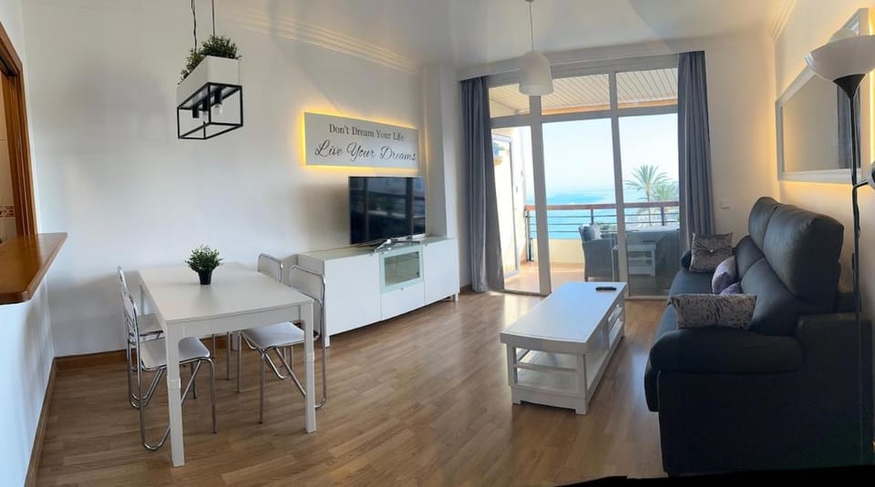 Santa Clara Views Apartment in Torremolinos