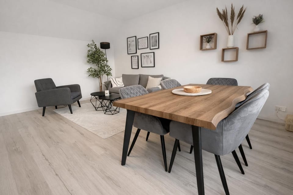 Living room, Seating area, Dining area