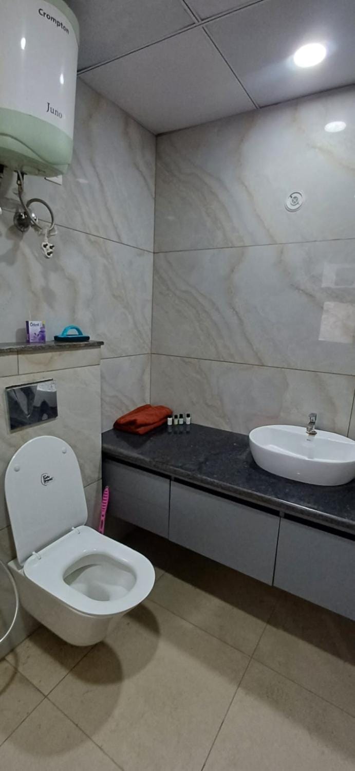 Toilet, Bathroom