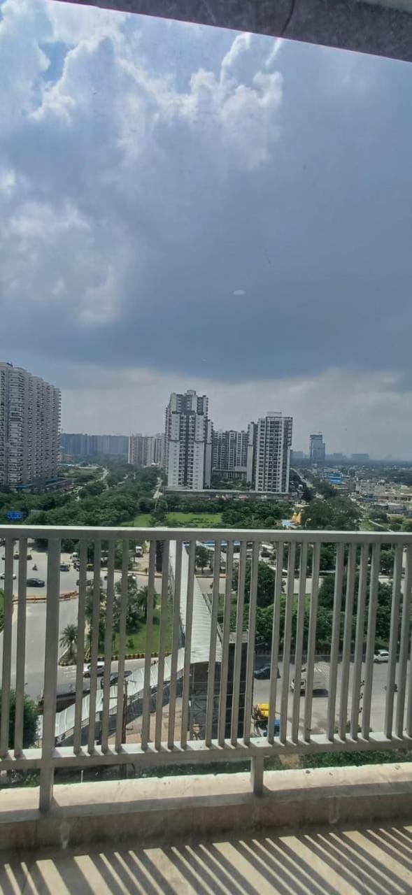 Balcony/Terrace, City view