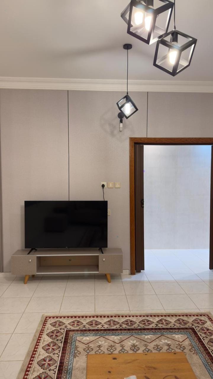 شقة واسعه حي الضباب Apartment in Saudi Arabia