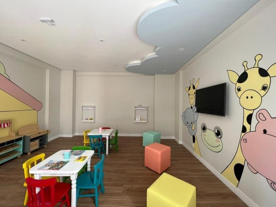 Prox Alphaville Fácil acesso SP Ao lado da estação Osasco Apartment in Osasco