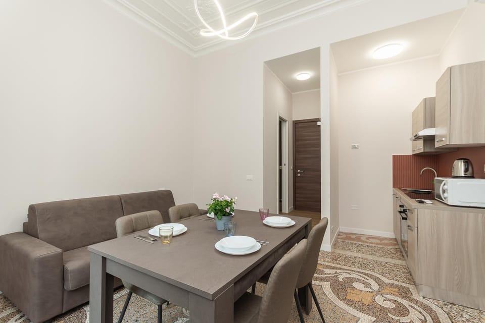 Orchidea House free Wifi, AC Apartment in Genoa