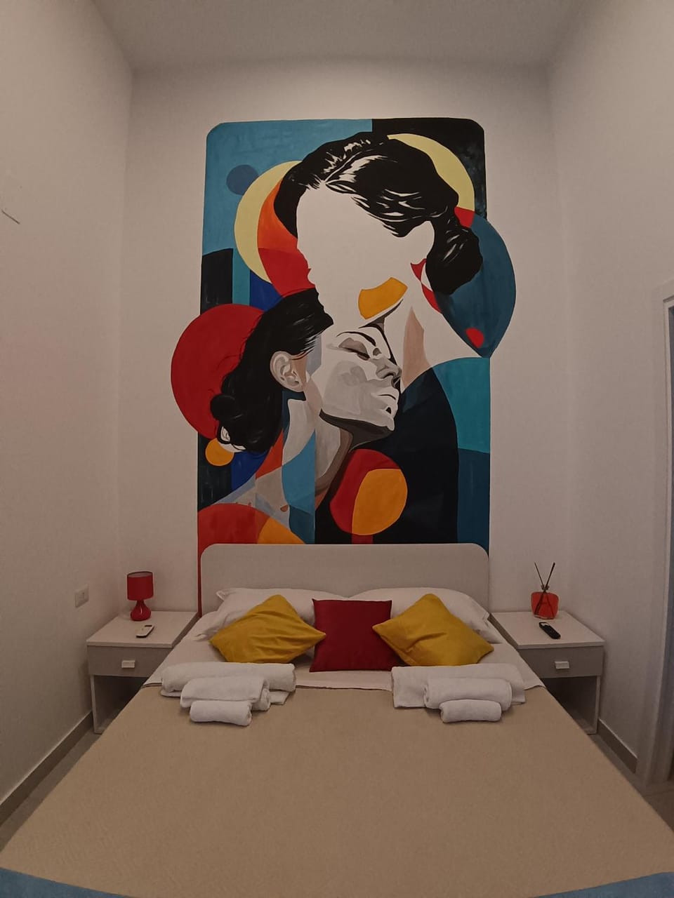 Bed, Photo of the whole room
