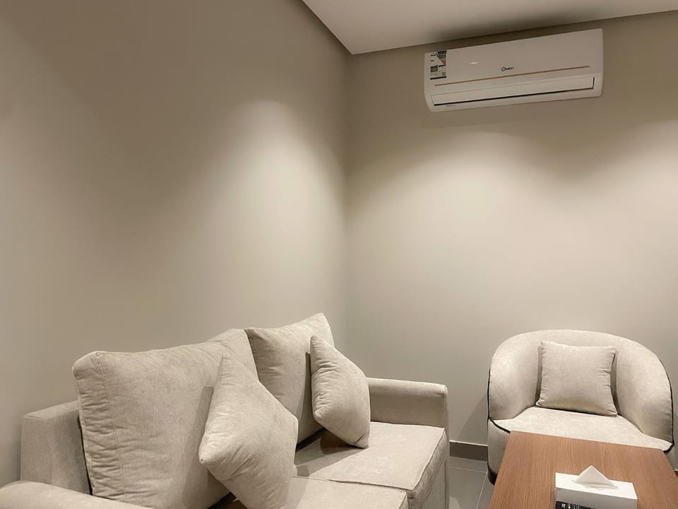 Living room, Seating area, air conditioner