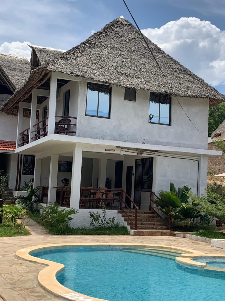 Pool view, Swimming pool, sunbed