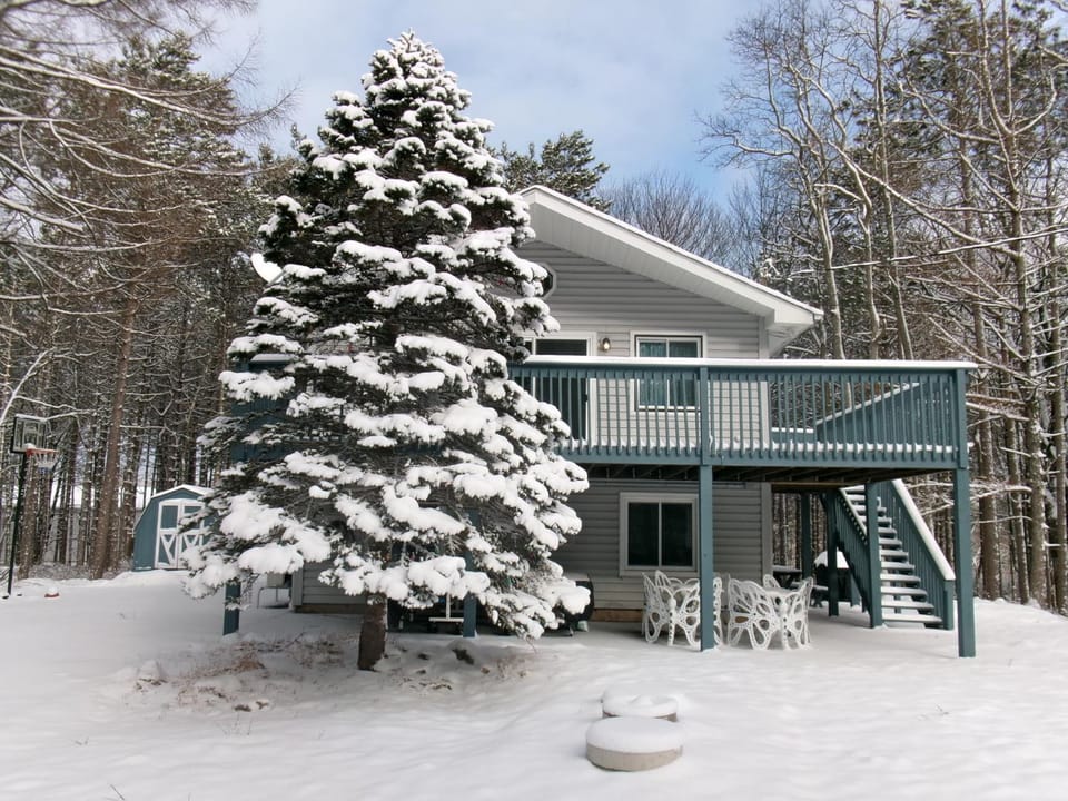 Property building, Day, Natural landscape, Winter