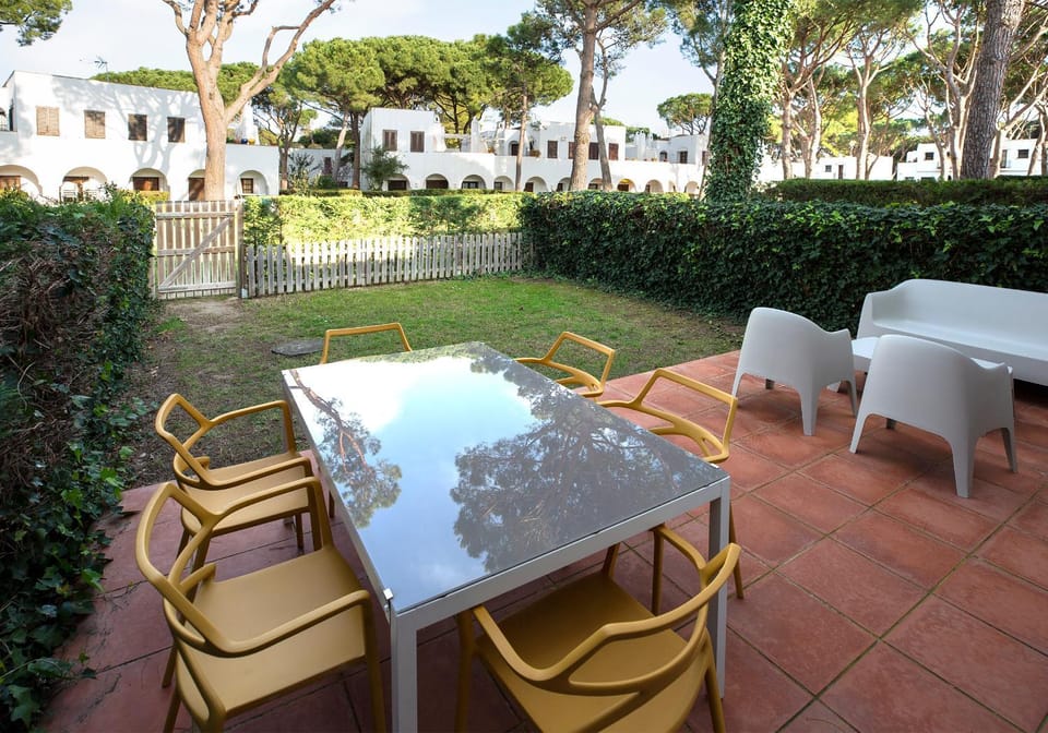 Garden, Balcony/Terrace