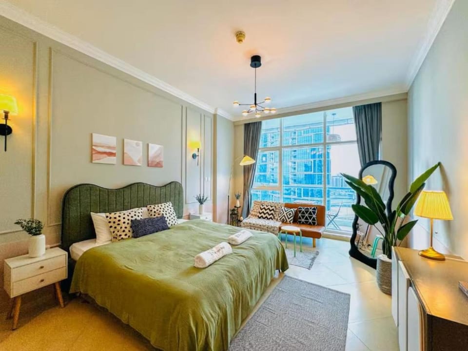 View (from property/room), Bedroom, City view, Area and facilities