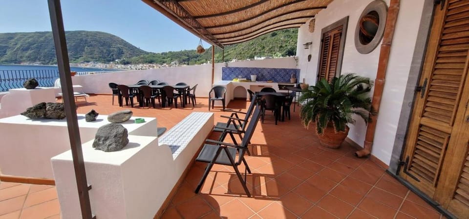 View (from property/room), Balcony/Terrace