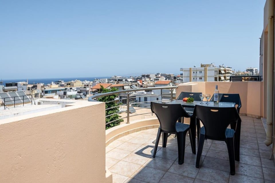 Property building, Day, Natural landscape, View (from property/room), Balcony/Terrace, City view, Sea view